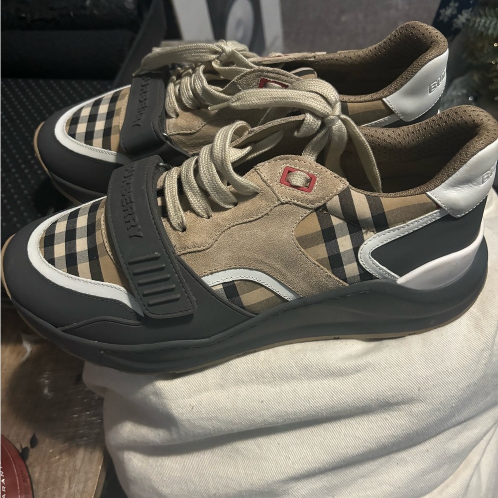 AUTHENTIC Burberry Black and Tan Sneakers with Signature Check Pattern